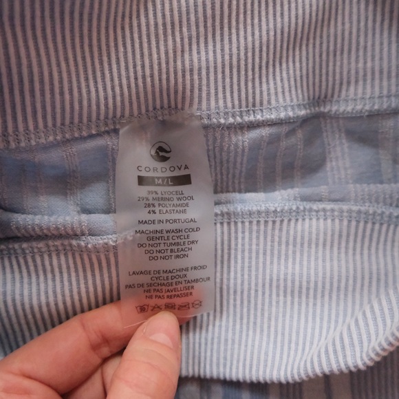 Stylish Striped Blue Leggings - Picture 5 of 8